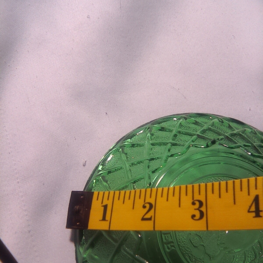 Vtg astrology themed ~Cancer~ Green Glass Bowl With Crab & Dates Zodiac Dish - Picture 8 of 13